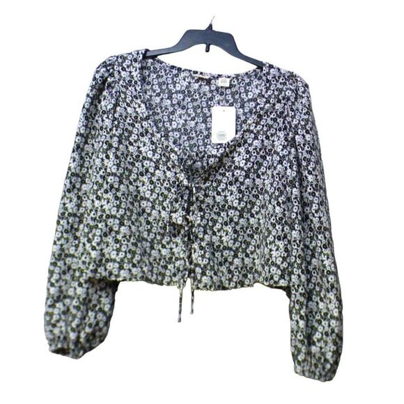 Levi’s Trendy Plus Size Embry Tie Blouse, Black, 2X - Picture 2 of 12